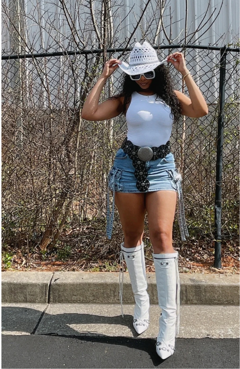 White Knight Hat