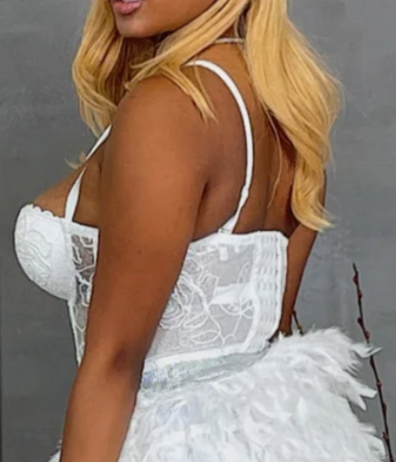 Lacie Bustier
