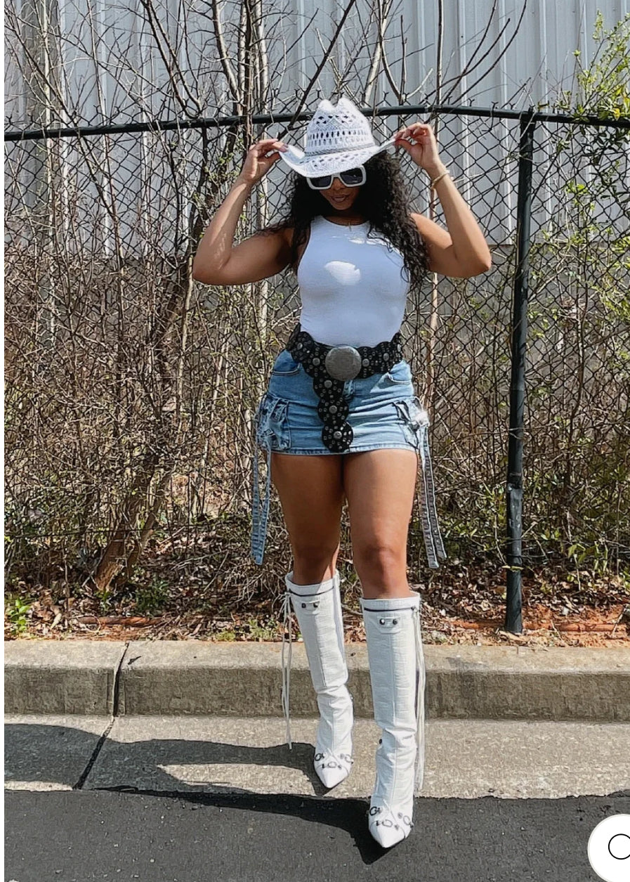 White Knight Hat